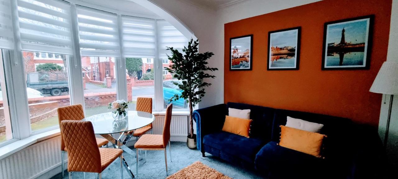 Oasis Holiday Home Blackpool Buitenkant foto
